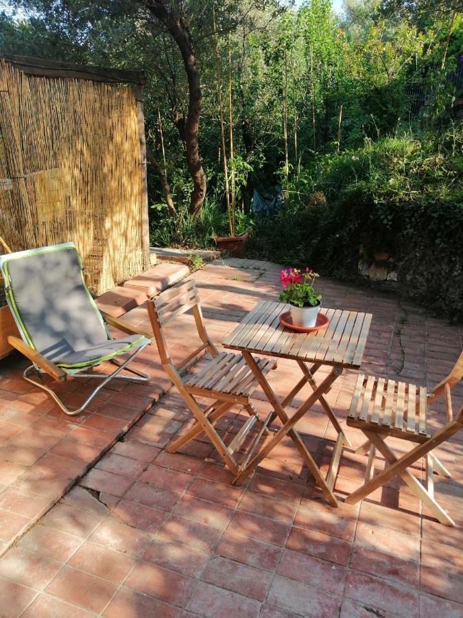 Bed and Breakfast Bella Luminella Ноли Экстерьер фото